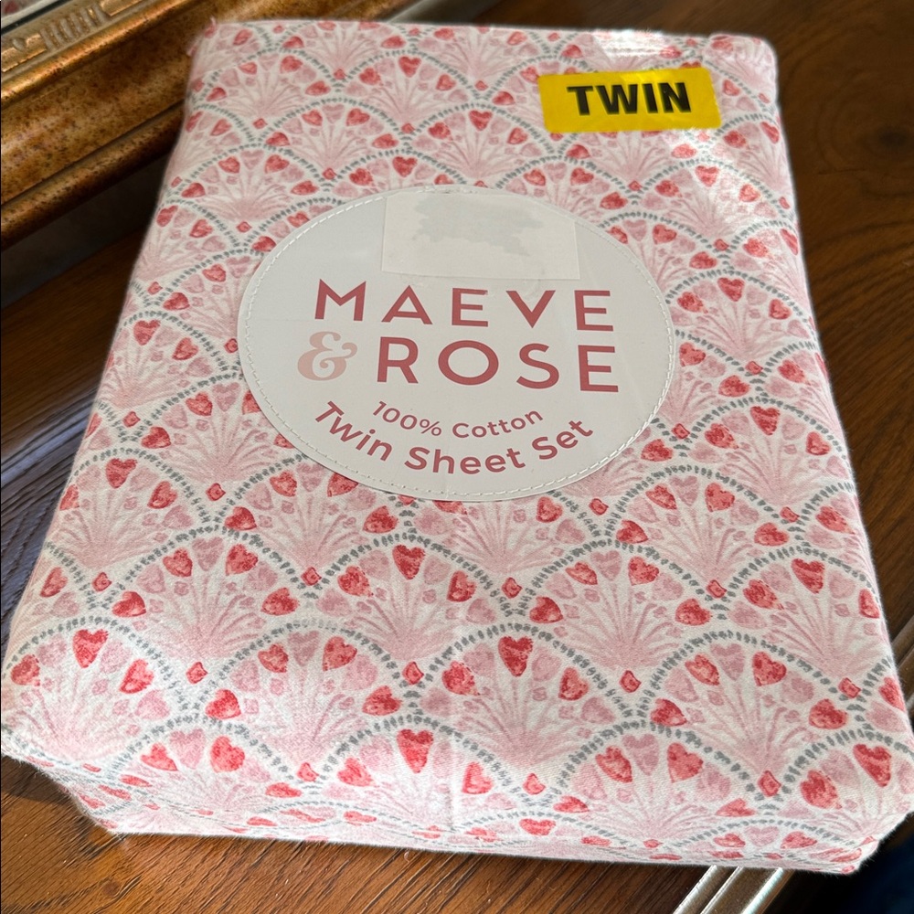 Maeve & Rose Twin Sheet Set. 100% Cotton. - Picture 12 of 12